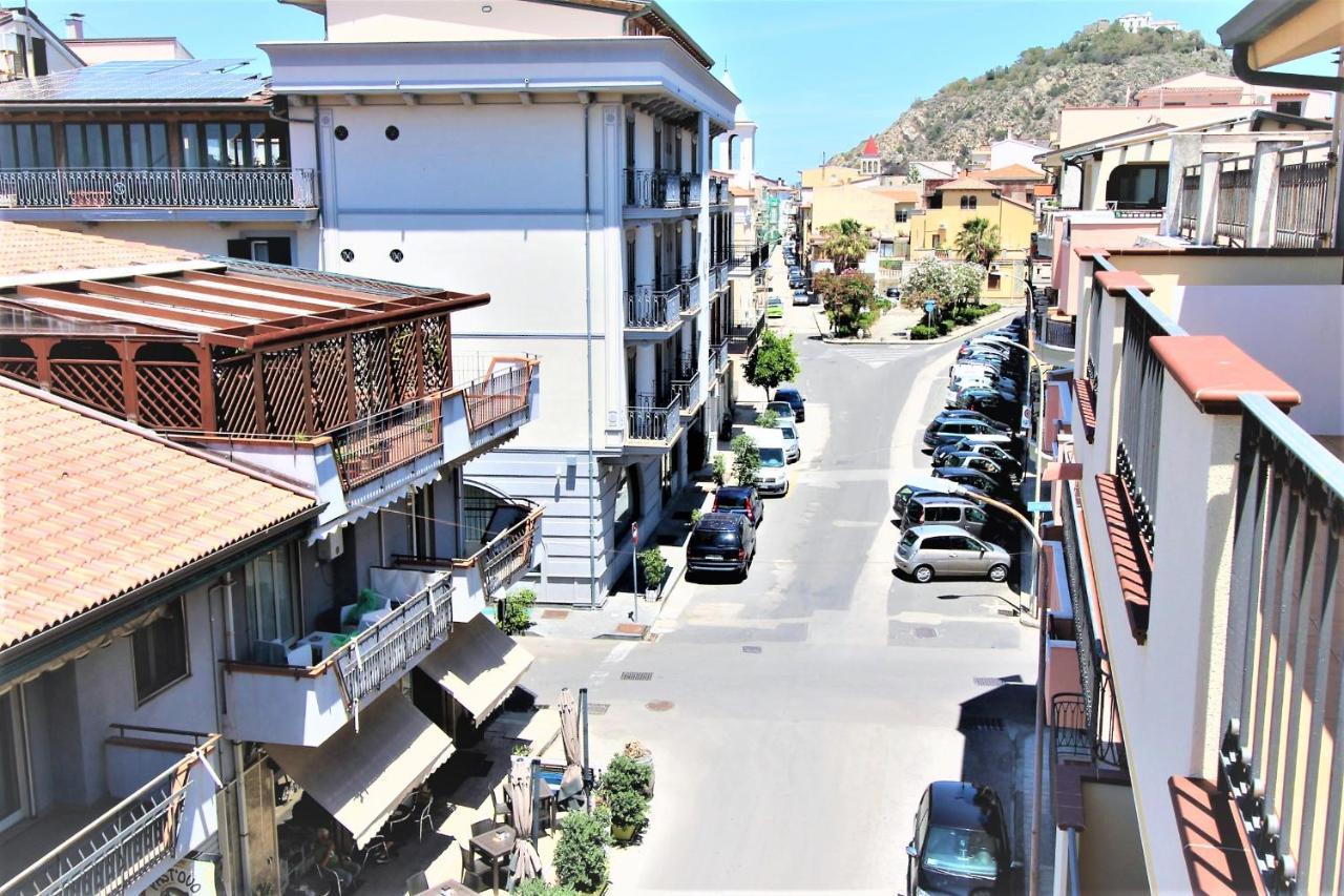 Capo D'Orlando Apartments - Ottanio מראה חיצוני תמונה